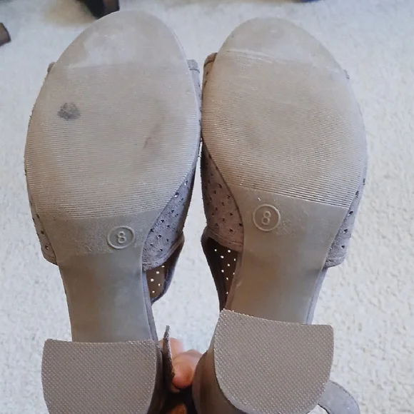 Women's Suede Universal Thread Tan Peep-Toe Block-Heel Sz 8 - Picture 5 of 6